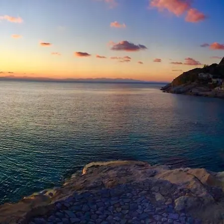 Elba Island-marina Di Campo